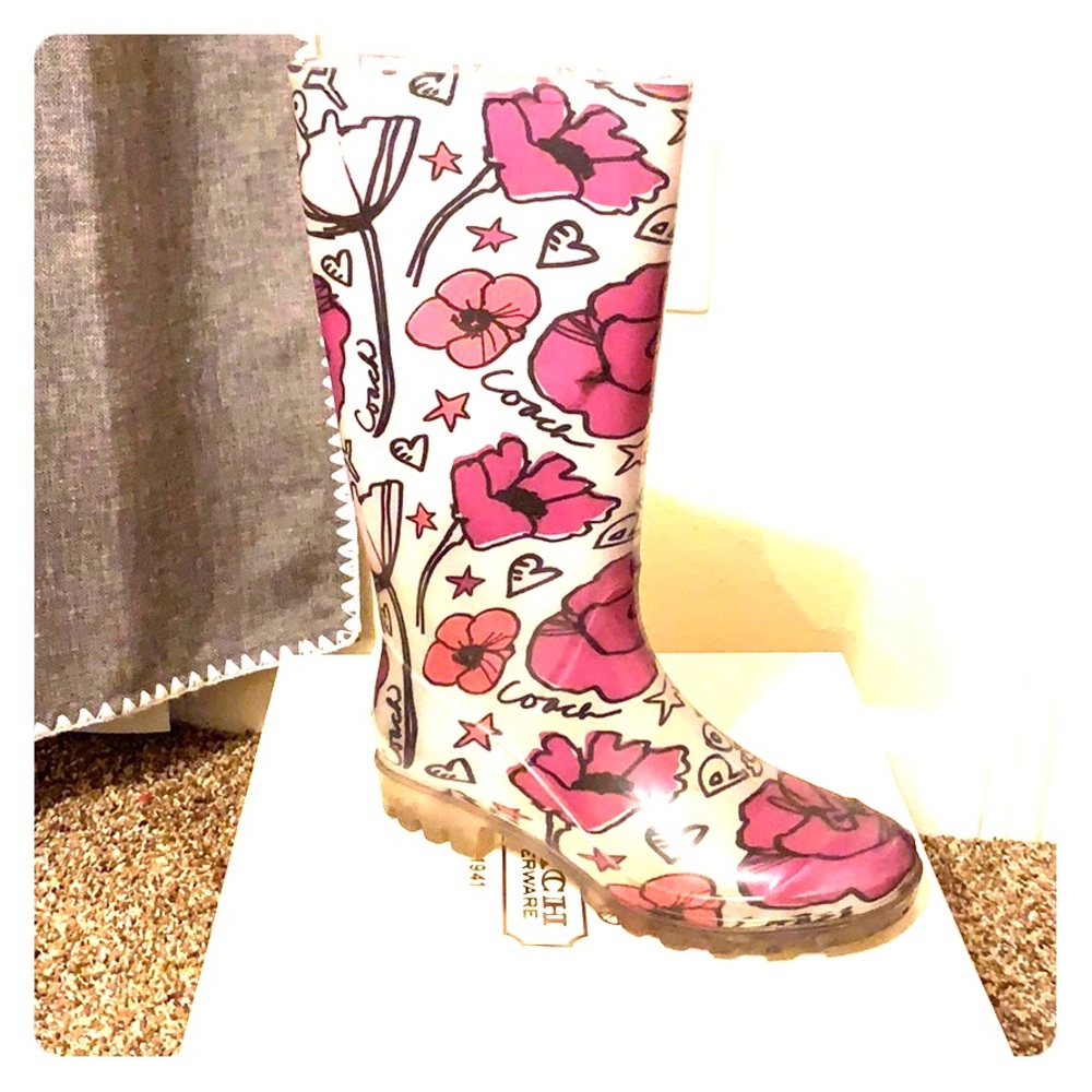 Coach rain. Boots